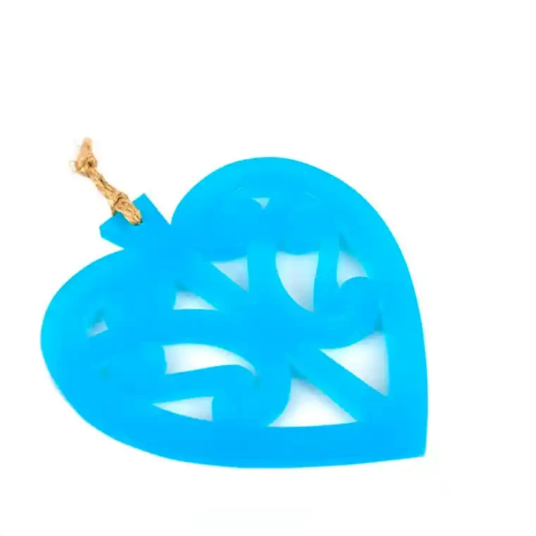 Resin heart wall decorations